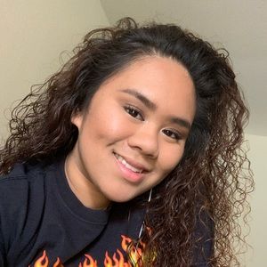 Meet your Posher, Gabrielle